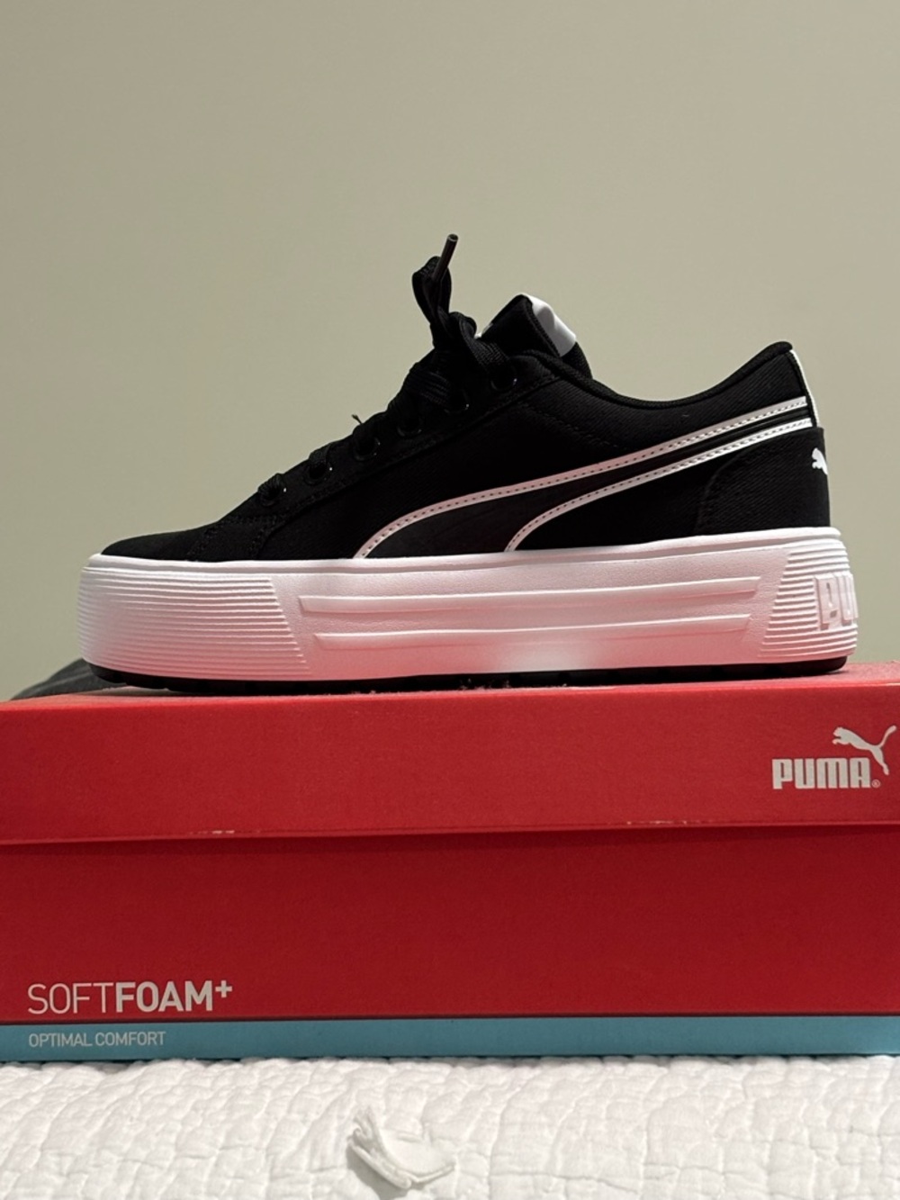 Puma Black and White Platform Sneakernew in a box